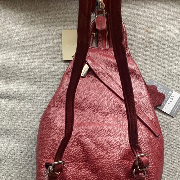 Valentina Leather Handbag Burgundy Sling Tote Bag NWT! Made in Italy purse 👛 - Picture 8 of 11
